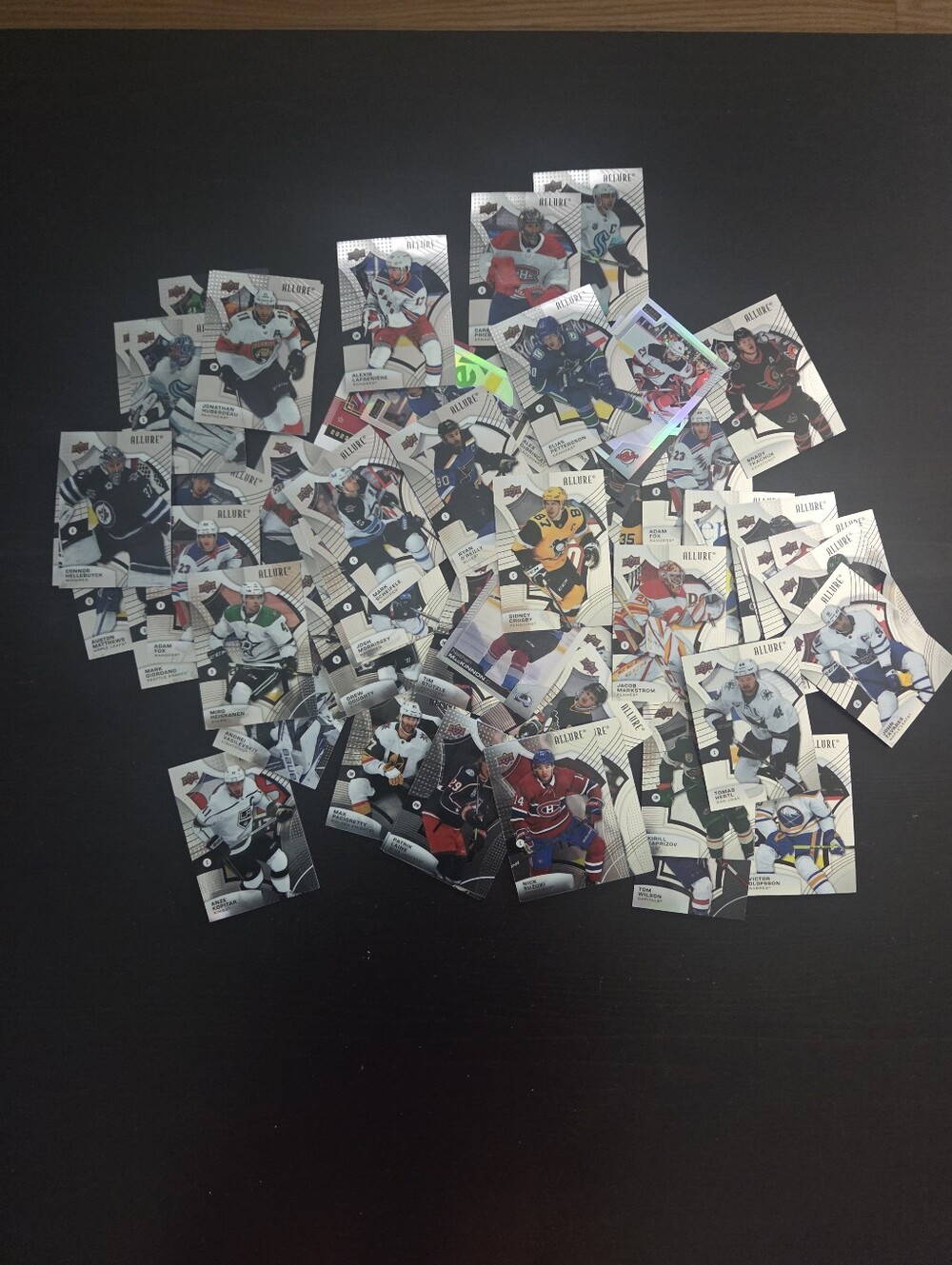 Upper Deck Mystery Allure Hockey Trading Card Lot Of 70 + 3 O-Pee-Chee Cards